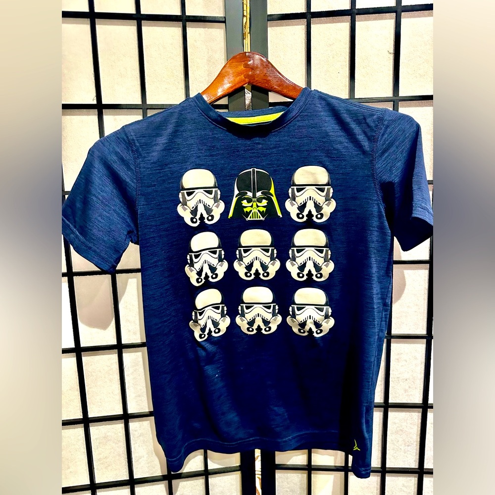StarWars T-shirt 10-12 synthetic